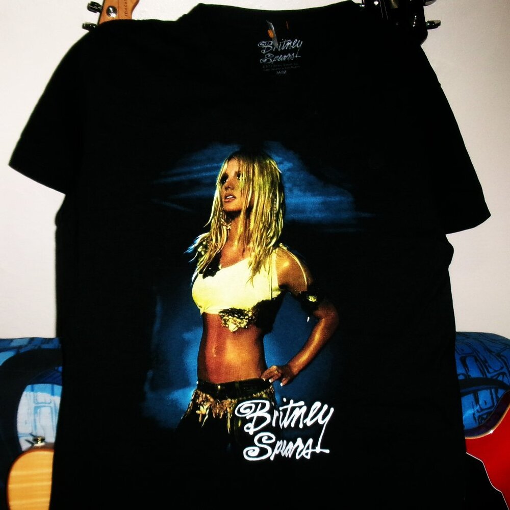 britney spears live official M new tee - oops satisfaction electro rock circus